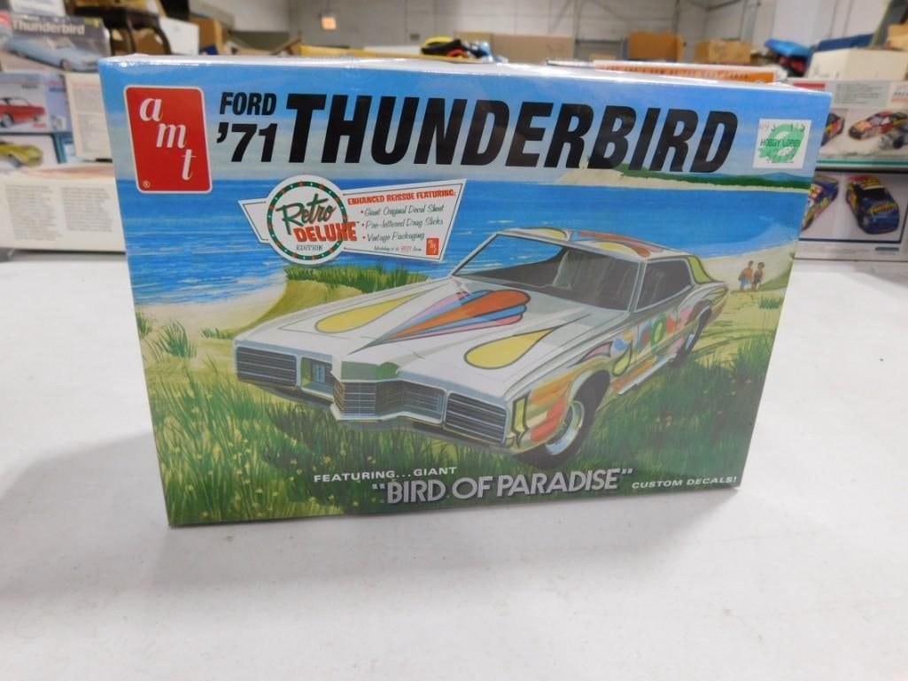 Sealed AMT '71 Ford Thunderbird Featuring Giant Bird of Paradise Custom Decals Model Car Kit (1 of 2)