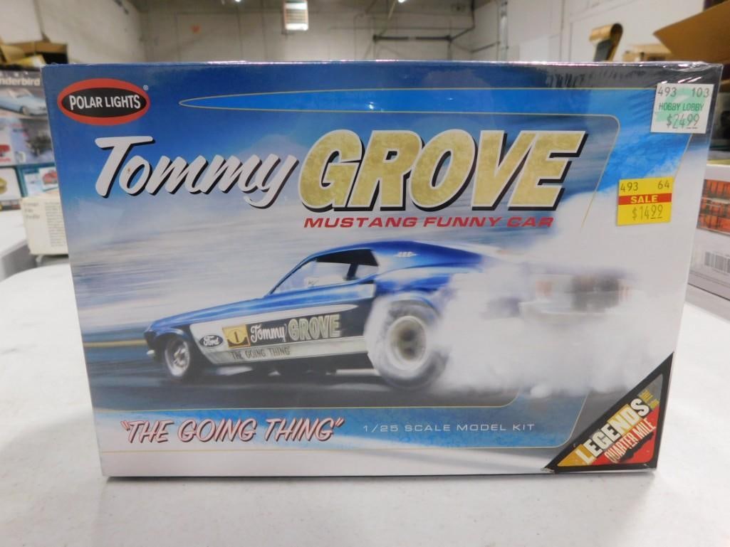 Sealed Polar Lights Tommy Grove Mustang Funny Car The Going Thing 1/25 Scale Car Model Kit New and S (1 of 2)