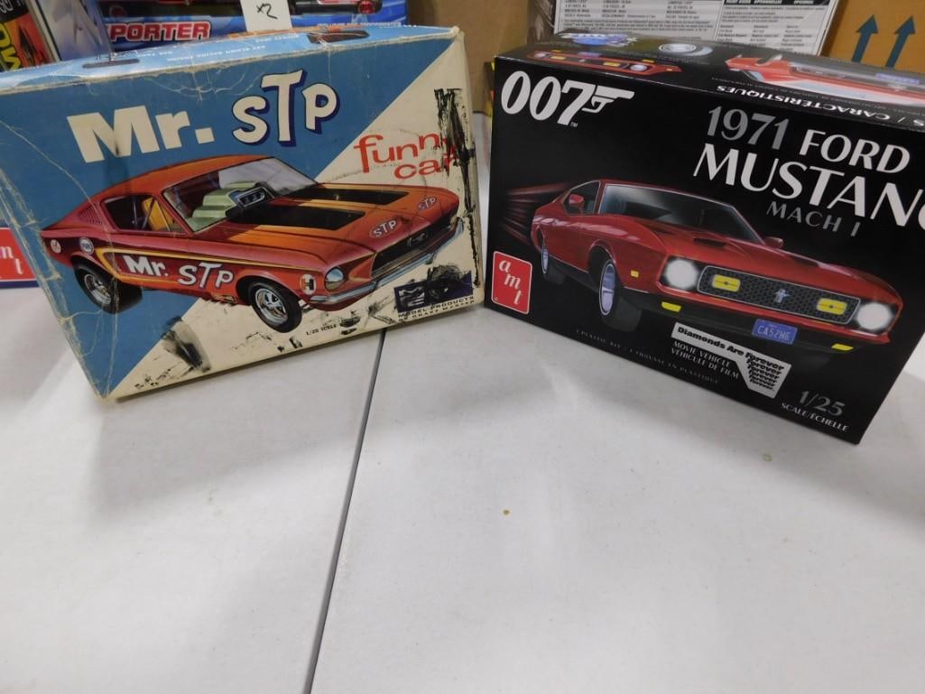 2 Model Car Kits incl AMT James Bond 007 1971 Ford Mustang Mach 1 and Mr Stp Funny Car (1 of 8)