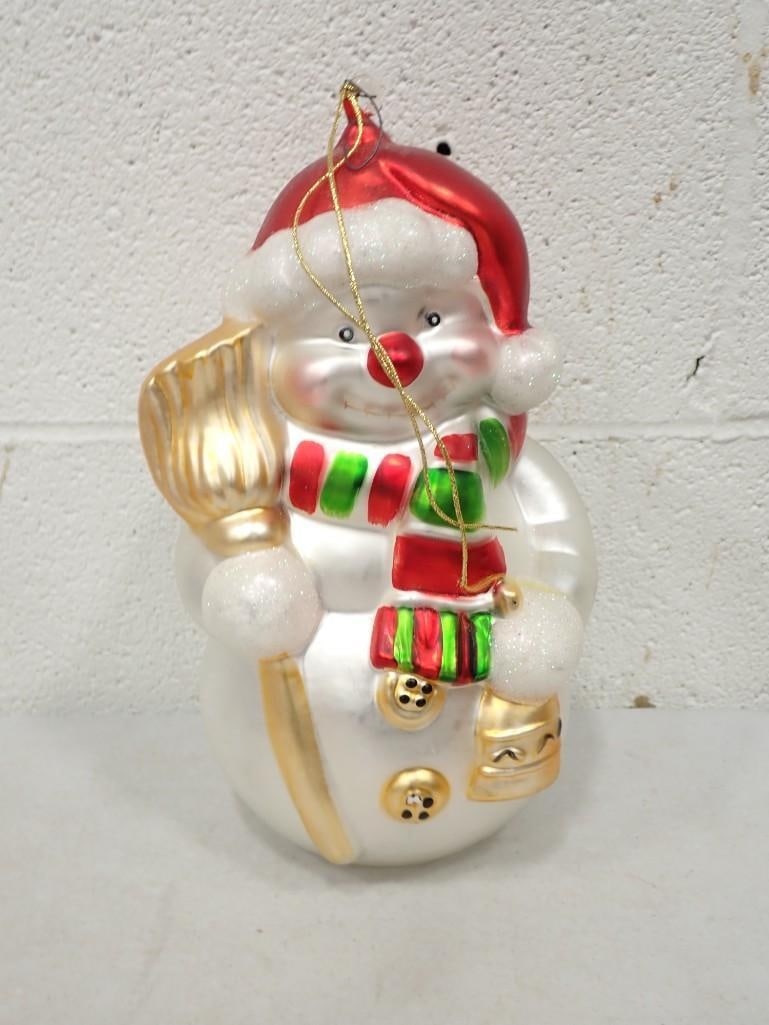 Snowman Blown Glass Christmas Ornament: Snowman Blown Glass Christmas Ornament