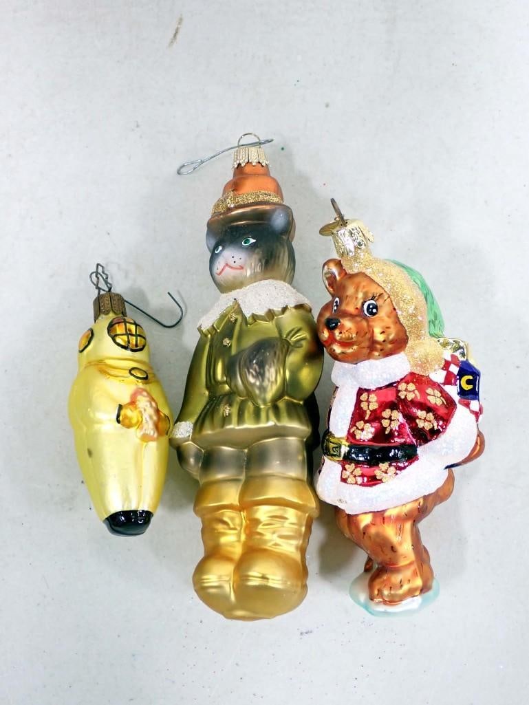 Christopher Radko Gifts to Bear Ornament, Krebs Germany Puss in Boots Christmas Ornament, (1 of 9)