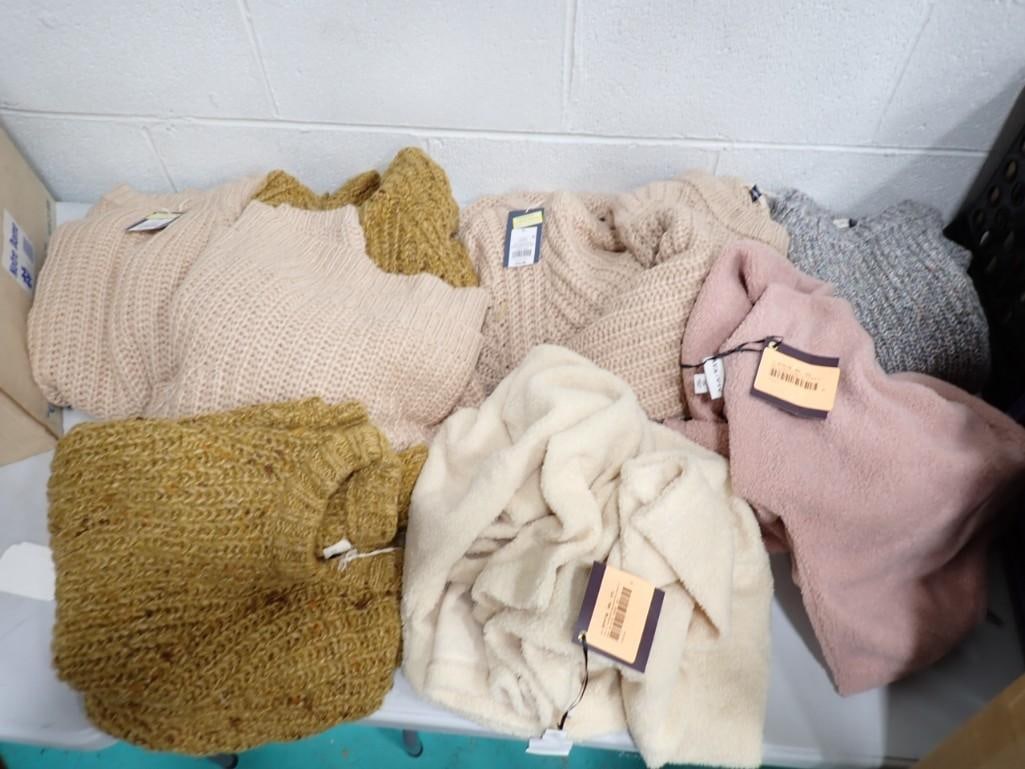 Lot of new with Tags Knit and Fleece Sweaters - Sizes L and up to 3XL - Appear to be Women's (1 of 9)