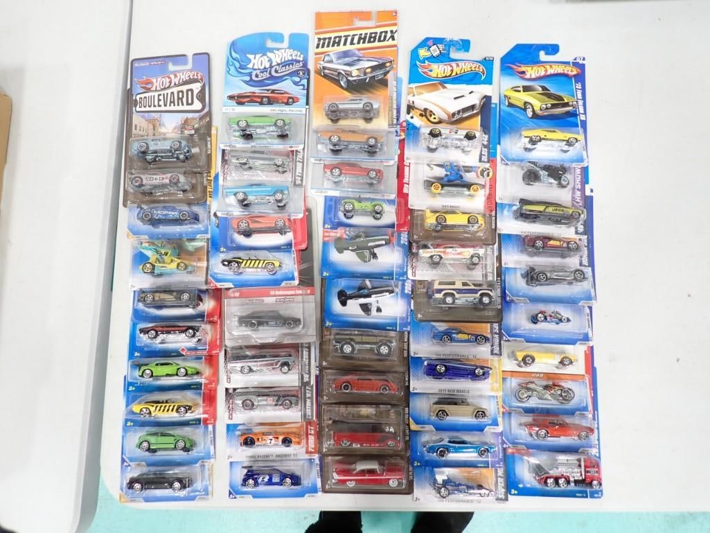 50 Hot Wheels and Matchbox Cars and Vehicles New in Package: 50 Hot Wheels and Matchbox Cars and Vehicles New in Package