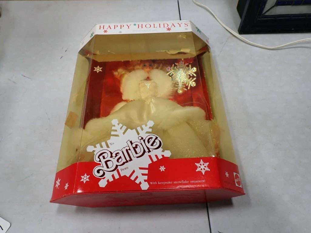 1989 Happy Holidays Barbie Doll New Old Stock: 1989 Happy Holidays Barbie Doll New Old Stock