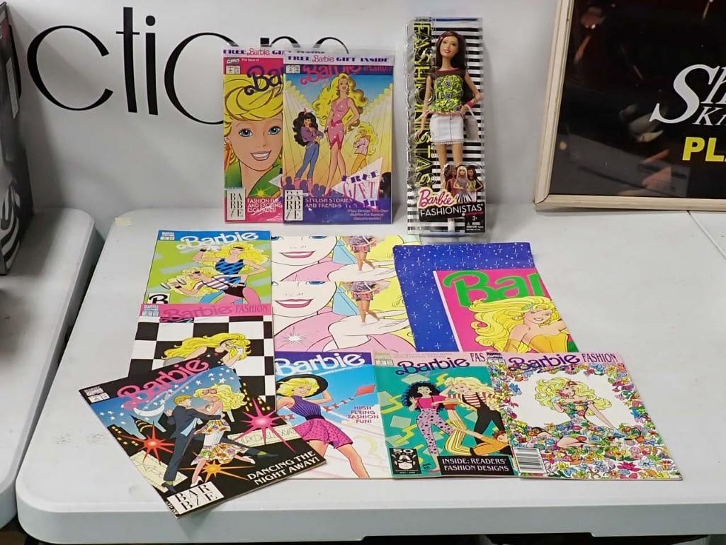 Barbie Fashionistas #5 Flower Fun Doll and Barbie Comics and Posters (1 of 4)
