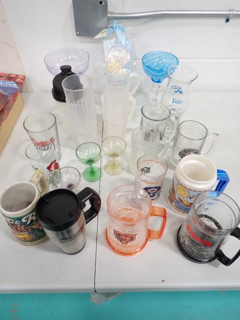 Assorted Mugs / Glasses including Chicago Bears, Dunkin Donuts, Little Mermaid, etc. (1 of 5)