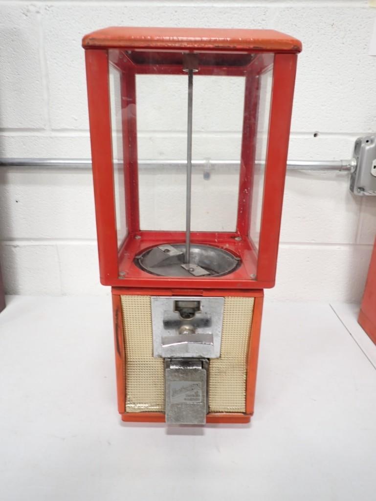 Vintage Gumball Machine - no key (1 of 5)