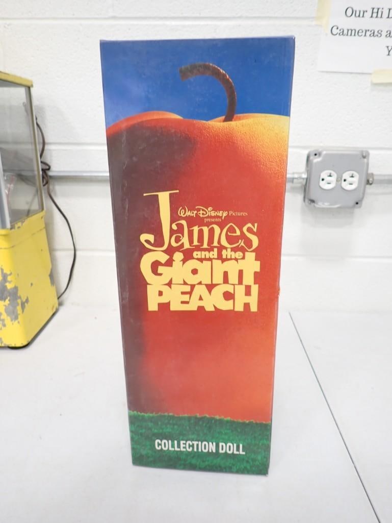 James and the Giant Peach - new in package Grass Hopper (1 of 4)
