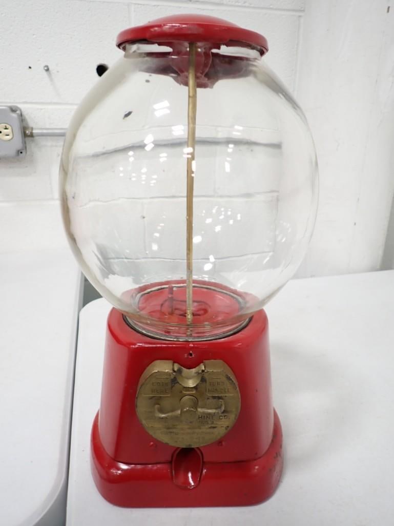 Vintage Advance brand Gumball Machine - no key (1 of 4)