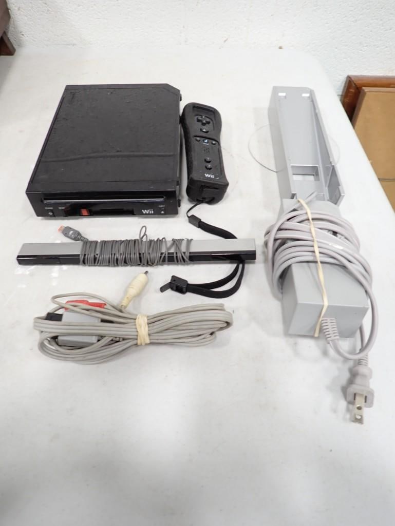 Black Nintendo Wii Lot with system, controller, cords (1 of 3)