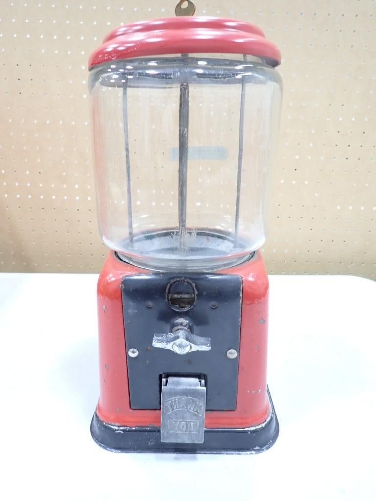 Vintage Gumball Machine / Vending Machine with key (1 of 5)