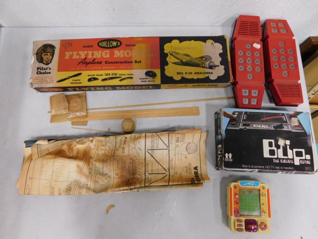 Vintage Toys incl Handheld Video Games Blip, 2 Merlin Electronic Games, Slingo (1 of 9)