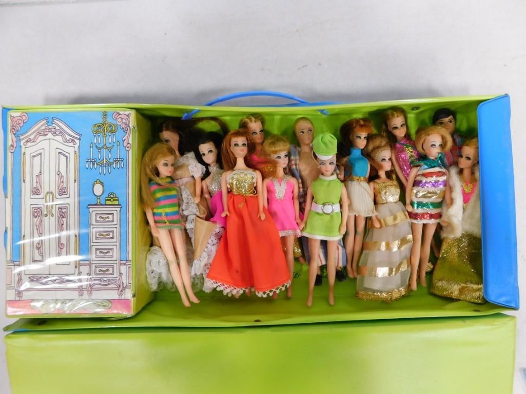 Doll Lot incl 1971 Topper Dawn, Longlocks, Ron, Gary, Angie, Denise, Melanie, Etc plus Doll Clothes, (1 of 17)