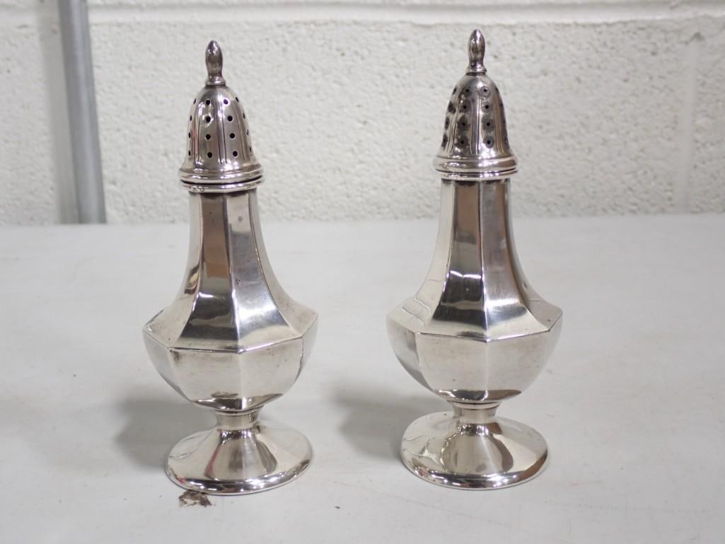 Pr of M. Fred Hirsch & Co Sterling Silver Salt and Pepper Shakers (1 of 7)
