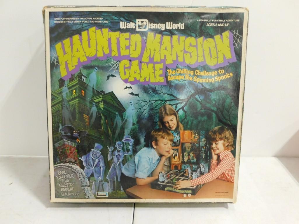 Vintage Walt Disney World Haunted Mansion Game (1 of 3)