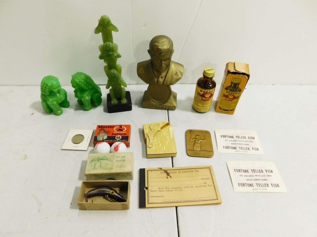 Lot of Smalls incl Celluloid Box, Monkees Marbles, Fortune Teller Fish Novelties Seale (1 of 10)
