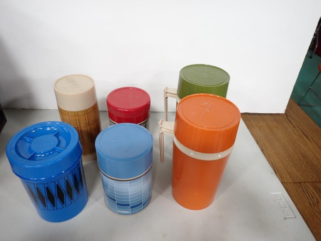 Lot of 6 Vintage Thermos Containers: Lot of 6 Vintage Thermos Containers
