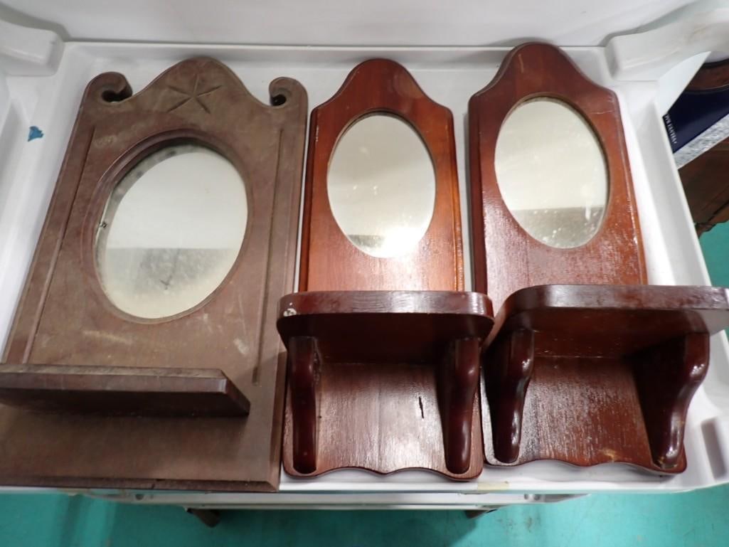 3 Wall Shelves with Mirrors: 3 Wall Shelves with Mirrors