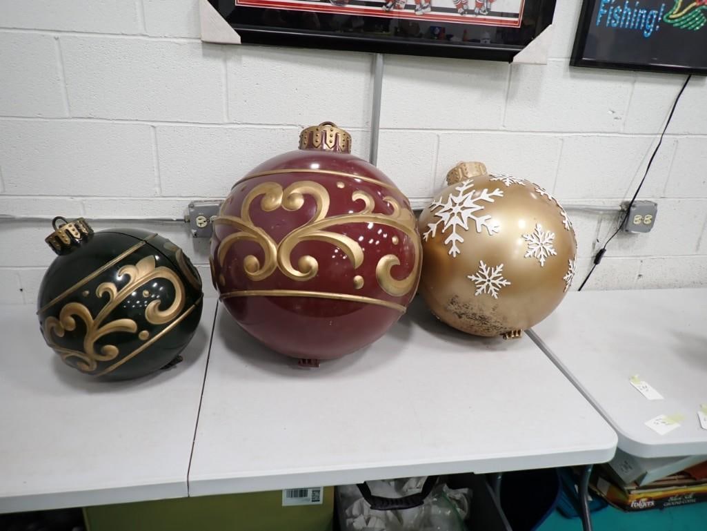 3 HUGE Christmas Ornaments Plastic: 3 HUGE Christmas Ornaments Plastic . Suitable for indoors or outdoors