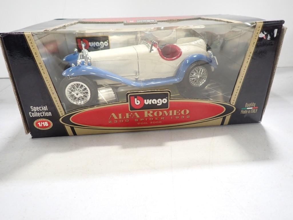 Burago Alfa Romeo 2300 Spider 1932 1/18 Scale Model Car in Original Box (1 of 4)