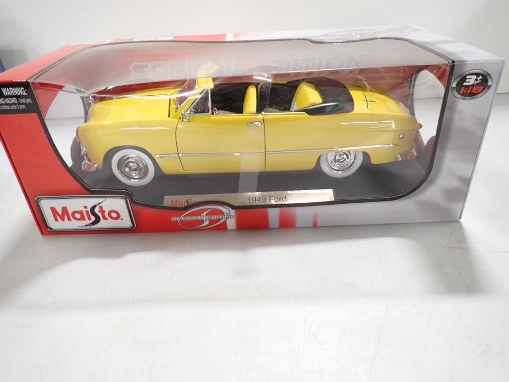 Maisto Die Cast 1949 Ford Convertible Special Edition 1;18 Scale Model Car in Original Box (1 of 7)