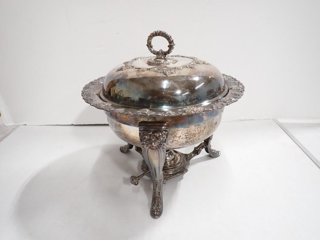 Grape Pattern Silverplate Chafing Dish (1 of 13)