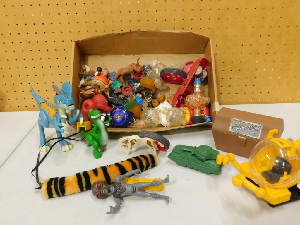 Lot of Small Toys incl Alien Power Figure, Plastic Dinosaur, Etc: Lot of Small Toys incl Alien Power Figure, Plastic Dinosaur, Etc
