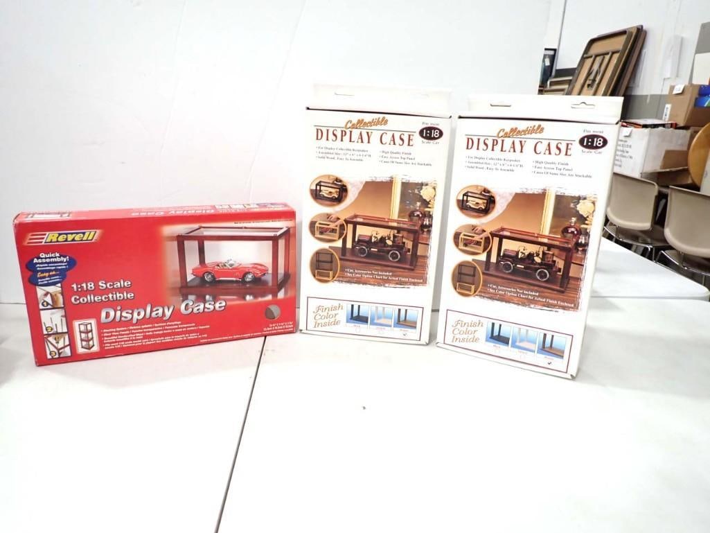 3 Display Cases that Fit Most 1:18 Scale Model Cars (1 of 5)