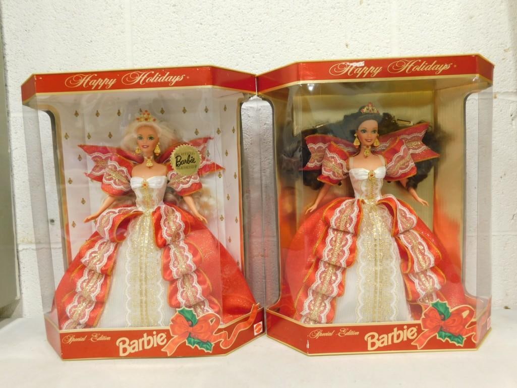 2 Happy Holidays 1997 Special Edition Barbie Dolls Incl Blonde And