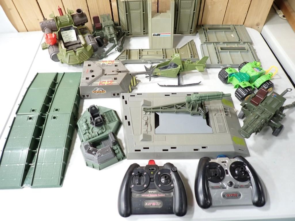 Toy Accessory Lot including GI Joe, Kenner Kalibak Boulder Bomber: Toy Accessory Lot including GI Joe, Kenner Kalibak Boulder Bomber, etc.