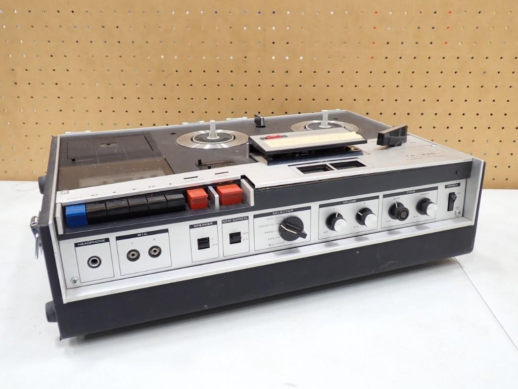 Sony Solid State TC-330 Cassette Reel Stereo Tapecorder (1 of 10)
