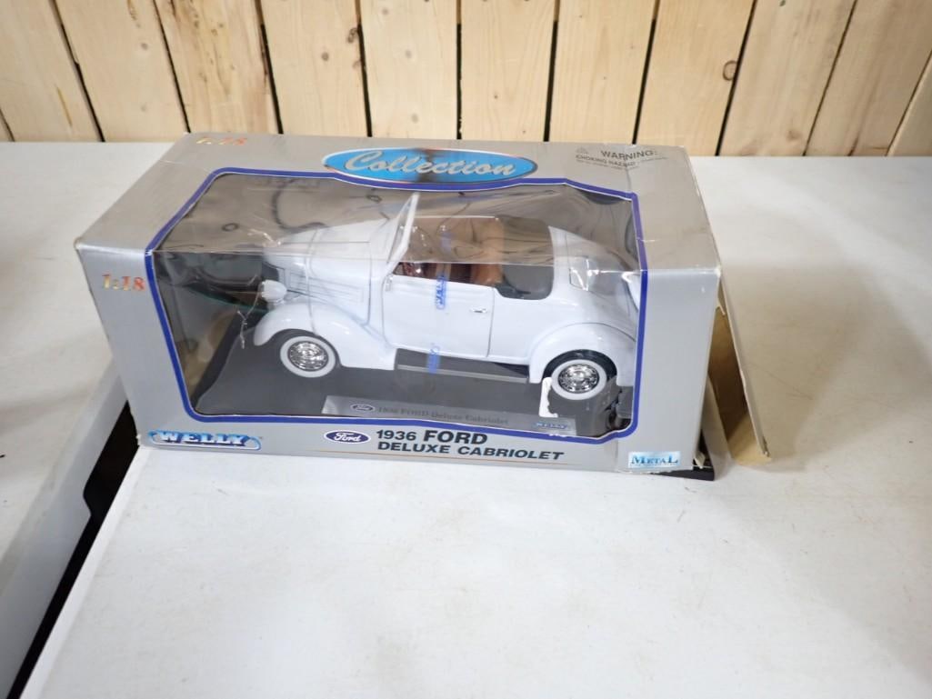 1:18 Scale 1936 Deluxe Cabriolet Die Cast Model Car Welly: 1:18 Scale 1936 Deluxe Cabriolet Die Cast Model Car Welly