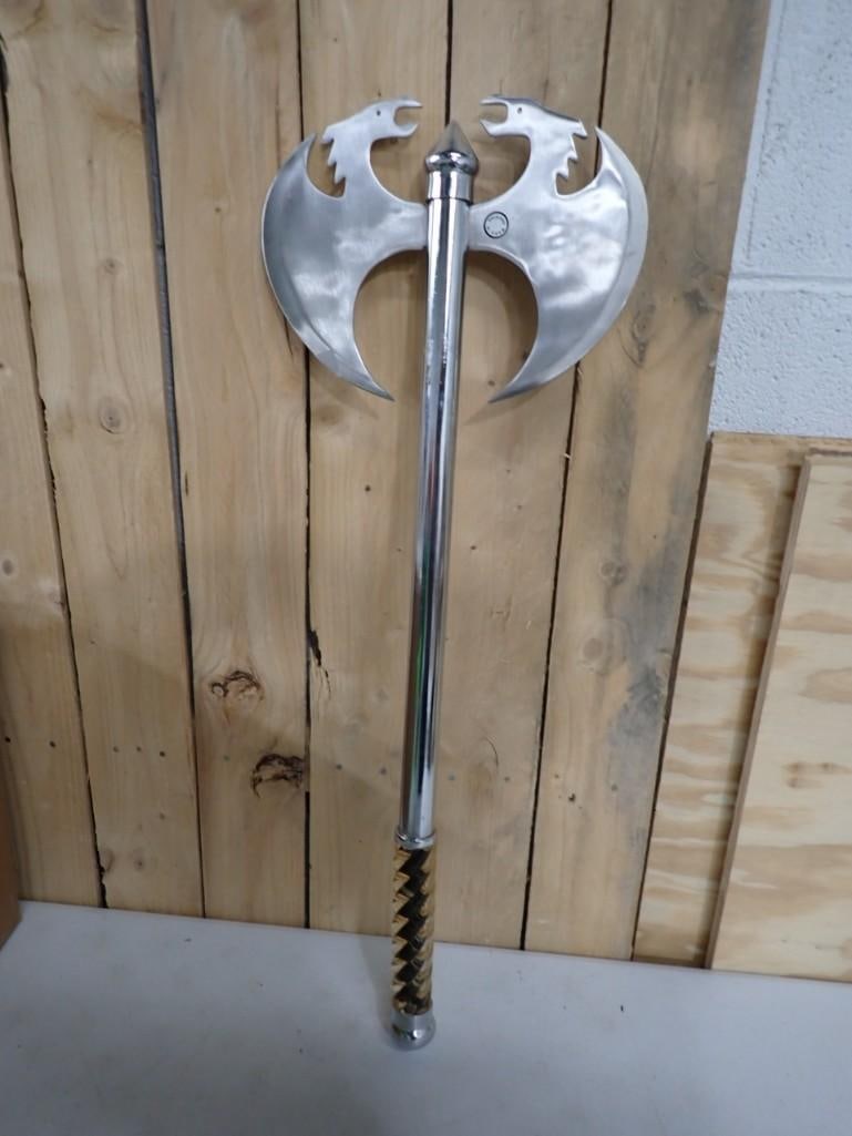 Twin Blade Axe Made in Pakistan with Metal Shaft 25" Long 10" Wide: Twin Blade Axe Made in Pakistan with Metal Shaft 25" Long 10" Wide
