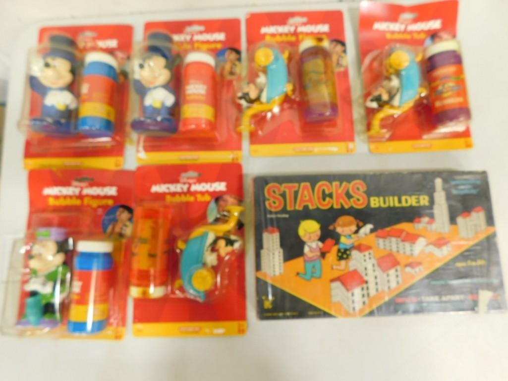 6 Mickey Mouse Bubble Figures and Stacks Builder Toy (1 of 5)