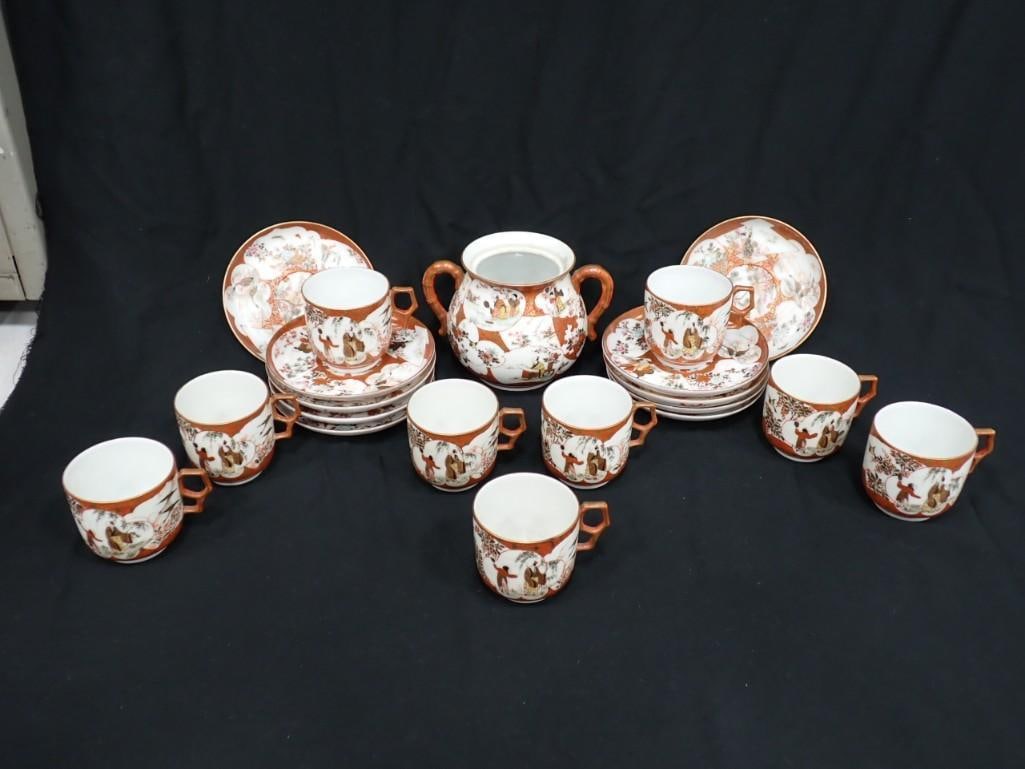 Japanese Kutani Ware Porcelain Tea Set (1 of 19)