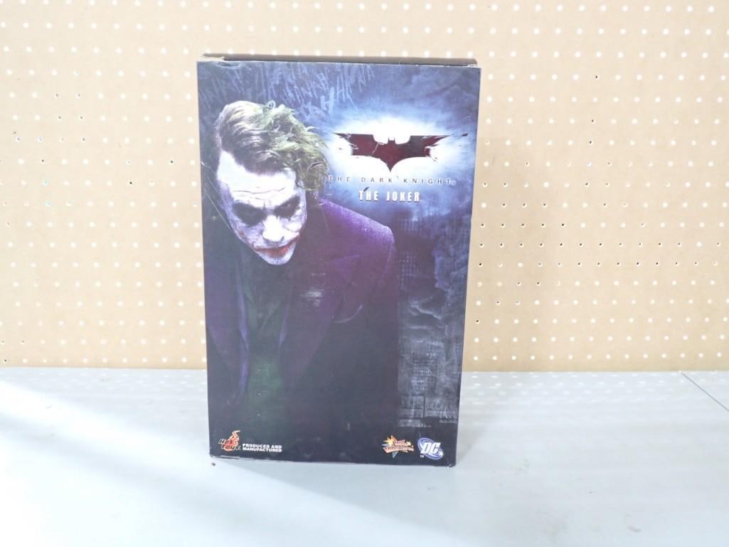 Hot Toys Batman Dark Knight - The Joker Figurine New in Box: Hot Toys Batman Dark Knight - The Joker Figurine New in Box