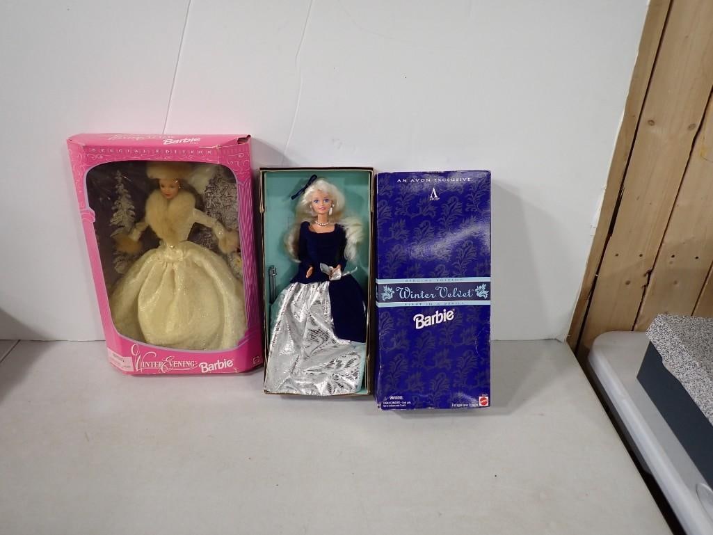 2 Barbie Dolls incl Winter Evening Barbie and Winter Velvet Barbie an Avon Exclusive (1 of 4)