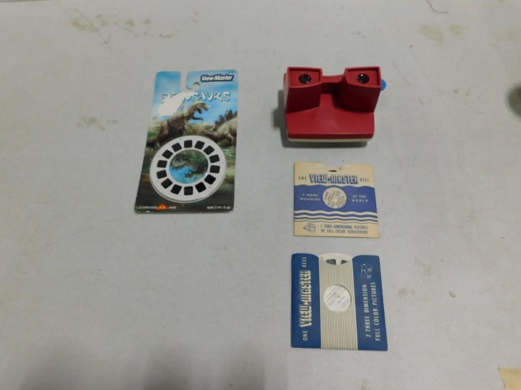 Vintage View-Master with Sealed Dinosaur Slides, Charles Dickens Christmas Carol - Unsealed, Santa's (1 of 7)