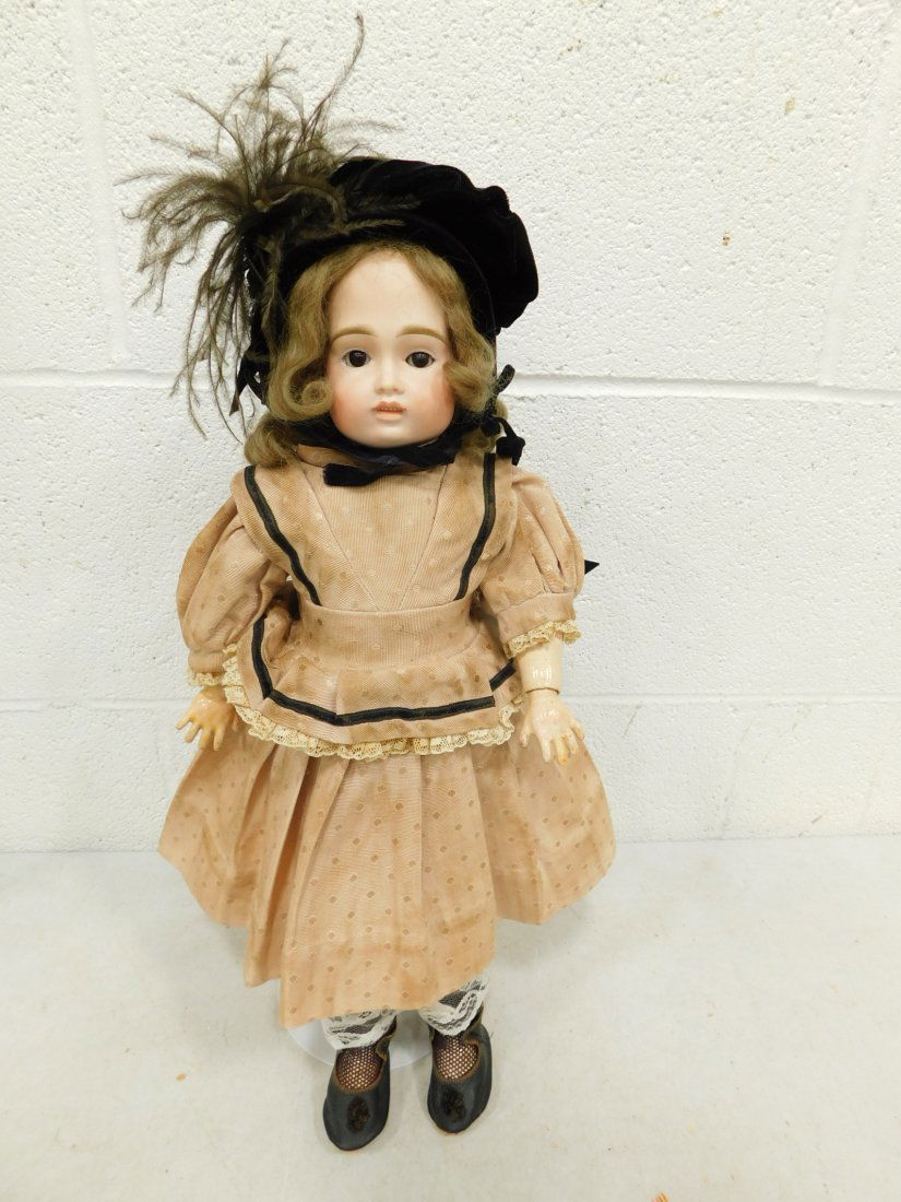 Antique Early 1900s Bisque & Composition 15" Fashion Doll: Antique Early 1900s Bisque & Composition 15" Fashion Doll . Early 1900s, 16", brown sleep glass eyes (rare), closed mouth with teeth, human hair wig. Composition, jointed body, fingers intact, still h