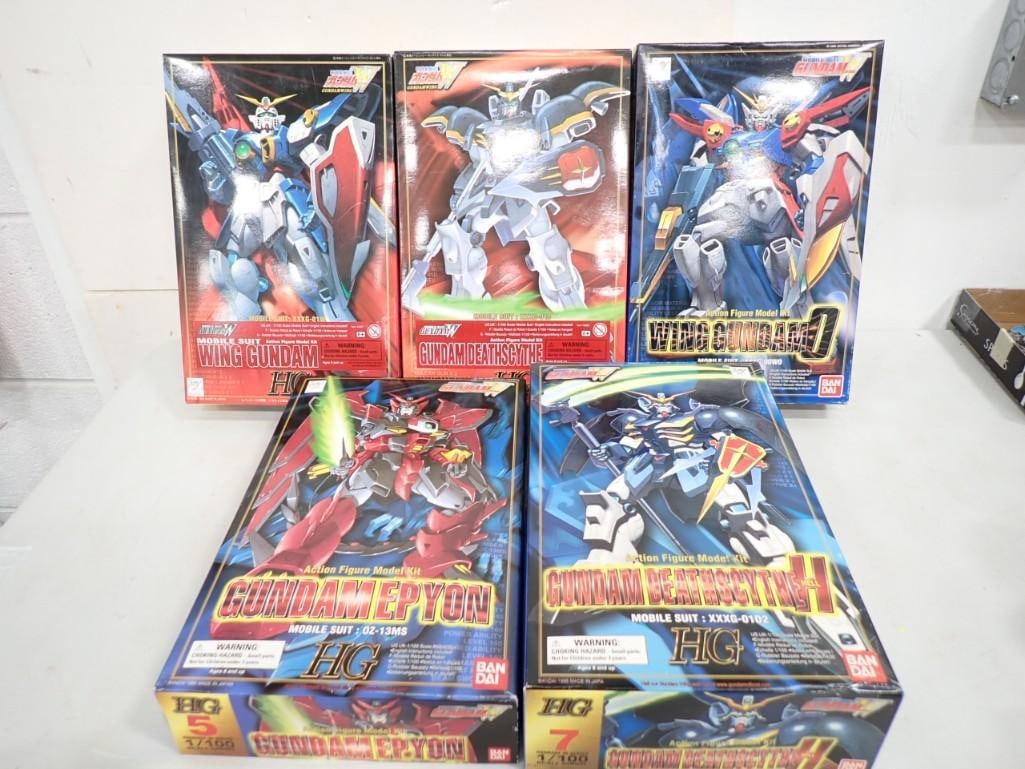 5 Vtg 1995 Gundam Bandai Japan Action Figure model Kits Lot (1 of 8)