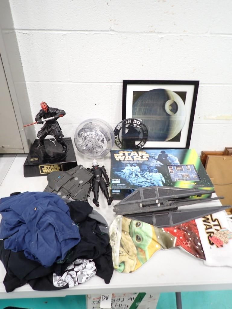 Star Wars Lot incl 5 T-Shirts, Bank, Games, Death Star 3D Wall Art, (1 of 18)