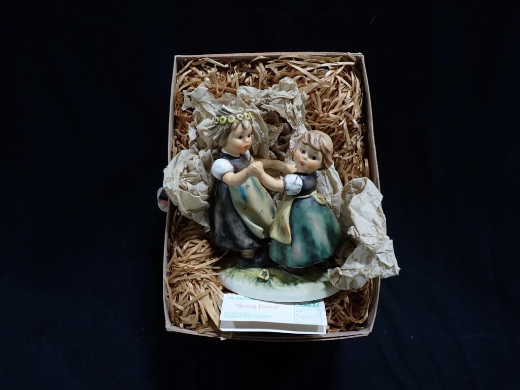 Goebel Hummel Spring Dance 353/1 Figurine in Original Box (1 of 8)