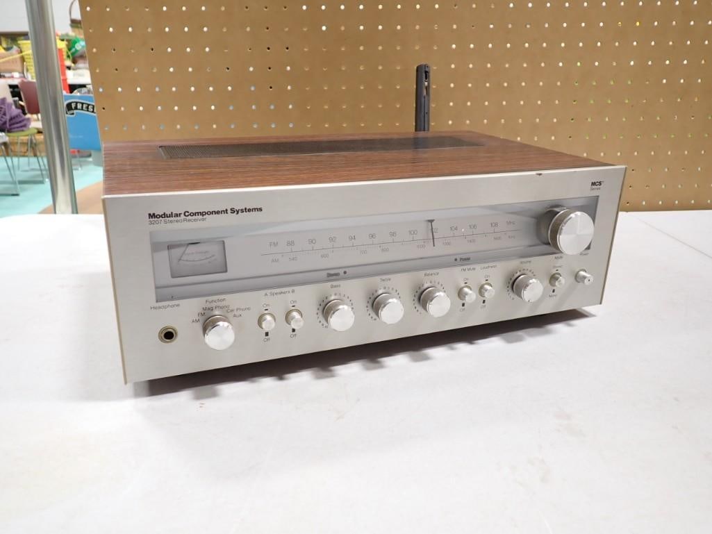Vintage MCS Modular Component Systems AM FM Stereo Receiver (1 of 8)