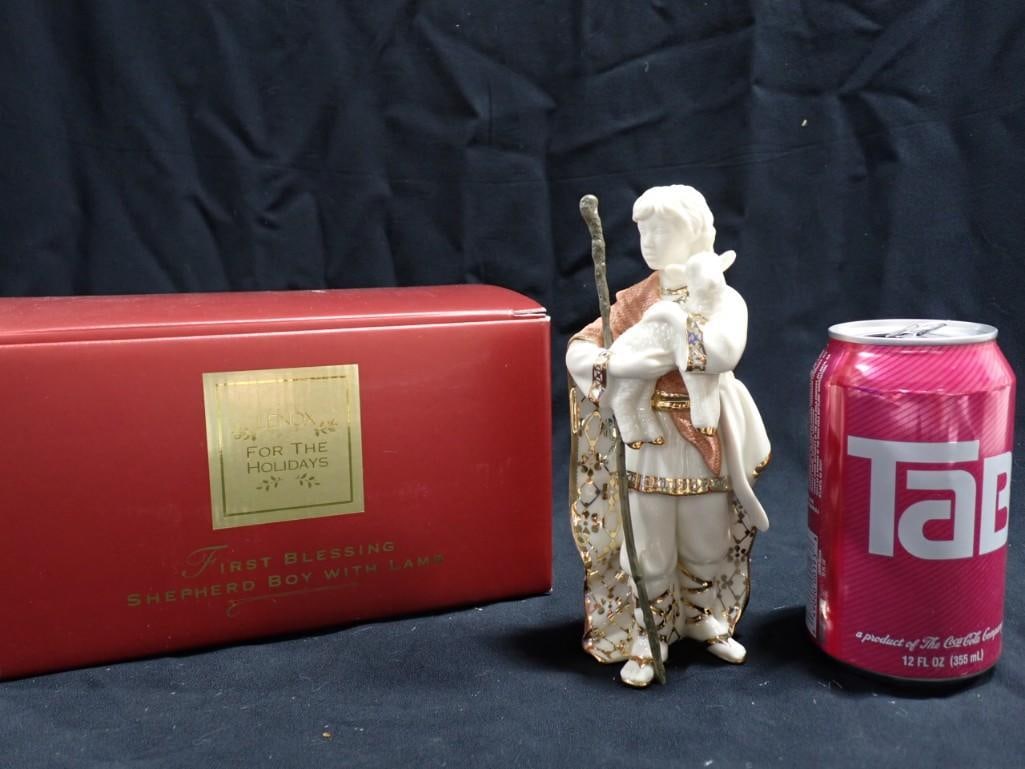 Lenox First Blessing Shepherd Boy with Lamb Nativity Figure in Original Box (1 of 7)