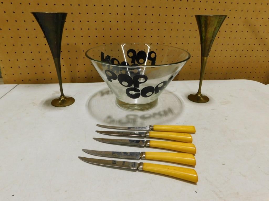 Vintage Wheaton Glass Popcorn Bowl, 5 Bakelite Handle Knives, 2 Champagne Flutes (1 of 4)