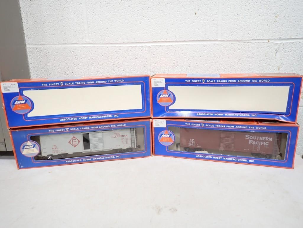 4 AHM O Scale Model Train Cars incl Erie Lackawanna, 3 Southern Pacific, (1 of 6)