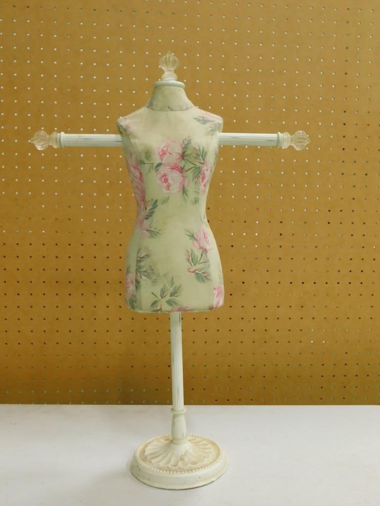Doll Dress Form Jewelry Display (1 of 4)