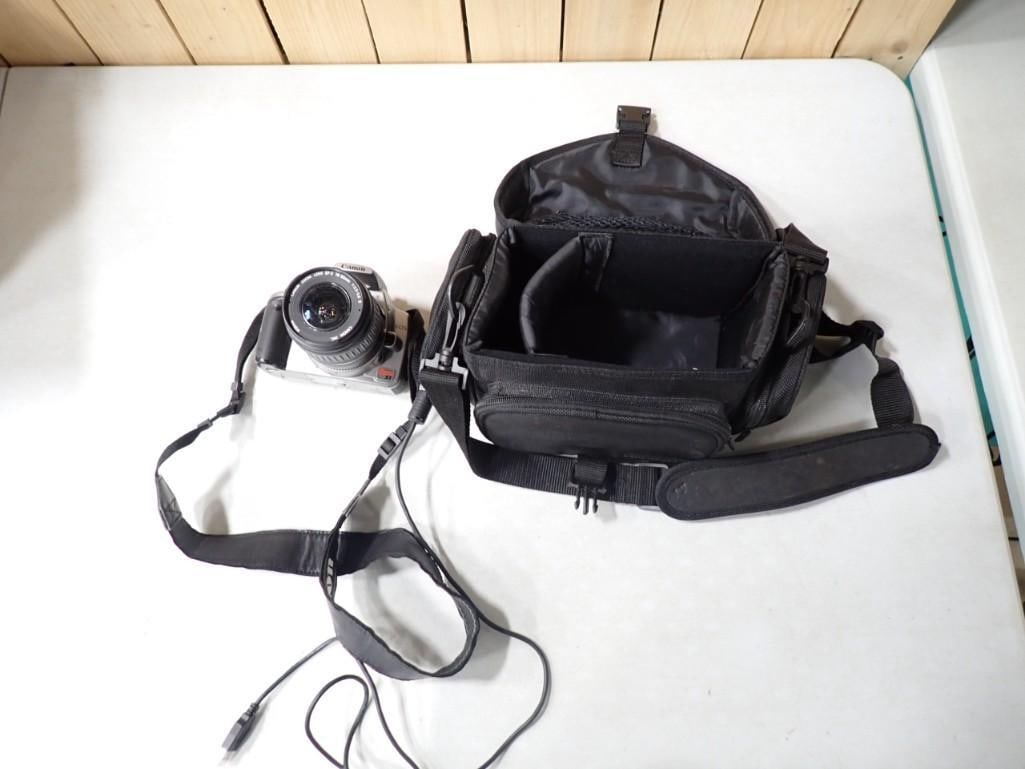 Canon Digital XT Camera with Canon EF-S 18-55mm Lens (1 of 5)