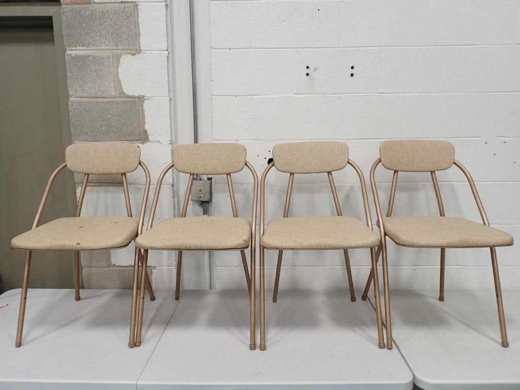 4 vintage folding chairs: 4 vintage folding chairs