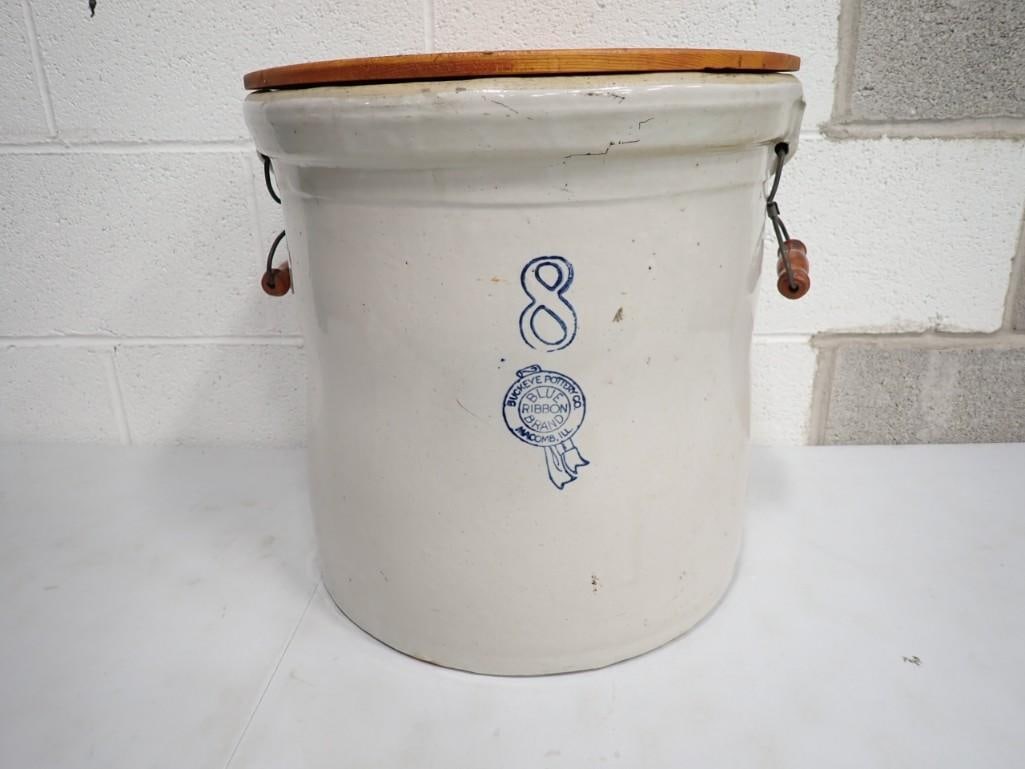 Buckeye Pottery Blue Ribbon 8 Gallon Crock with wood lid (1 of 11)